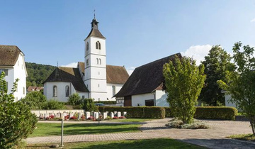 rodersdorf-1643-wurde-der-heute-noch-bestehende-pfarrhof-neu-gebaut-1670-bis-1680-erhielt-die-kirche-ihre-heutige-grosse rodersdorf-1643-wurde-der-heute-noch-bestehende-pfarrhof-neu-gebaut-1670-bis-1680-erhielt-die-kirche-ihre-heutige-grosse